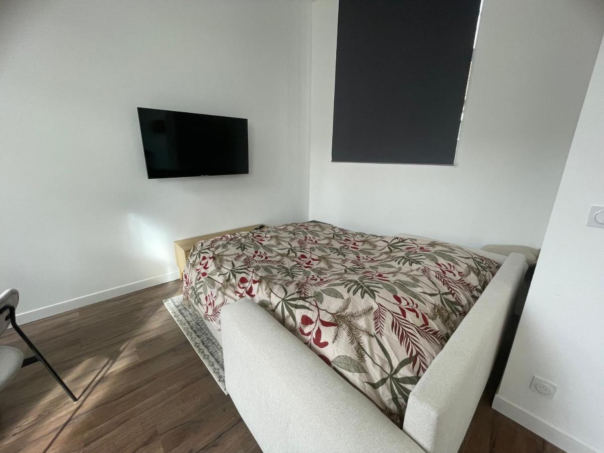 Appartement Le Cote Cour à Dole Extérieur photo